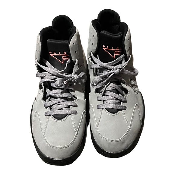 Scottie Pippin Nike Air Maestro Flights Gray Men’s 11 Original Launch 2011. - Picture 2 of 9